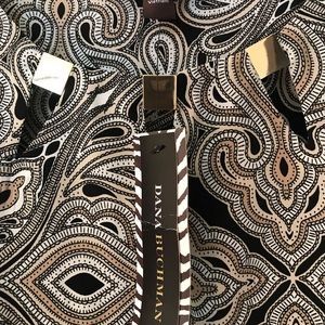 Gorgeous Dana Buchman blouse with metal design neckline.   Size XL